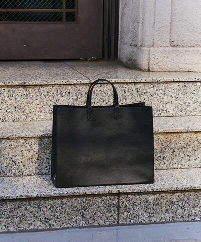 THE ART OF CARRYING|Carton L