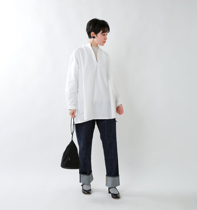 model saku:163cm / 43kg
color : off white / size : 38