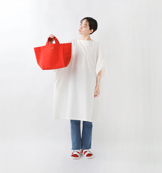 model saku：163cm / 43kg 
color : carmine red / size : one
