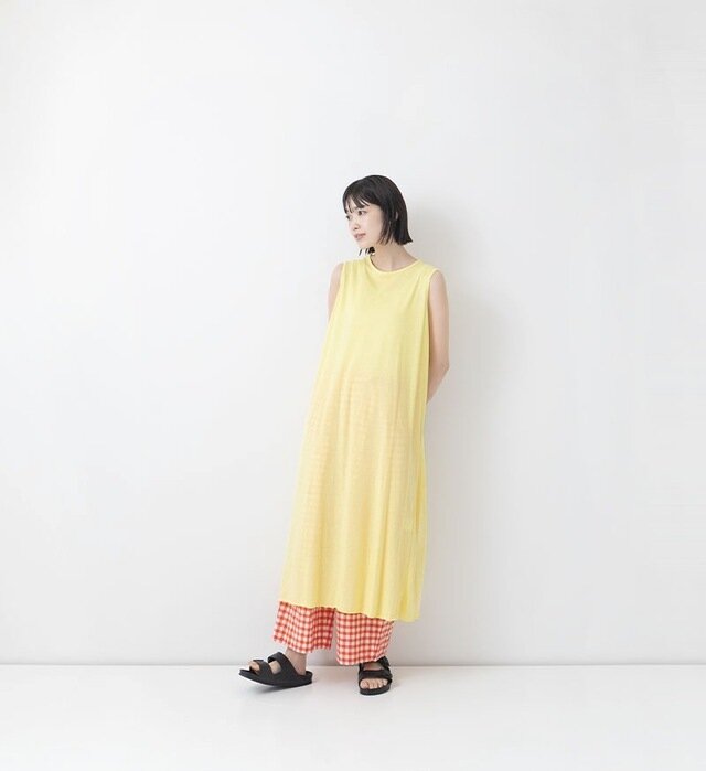 color : YELLOW , model : 162cm