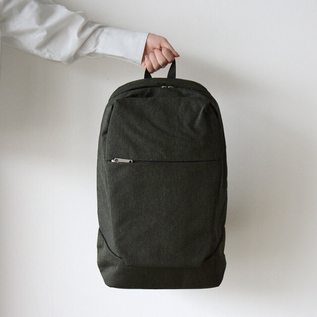 color : dark green