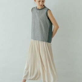 PONT DE CHALONS|【ふわりと揺れて、シルエットが決まる!】アンティークサテン消しプリーツスカート