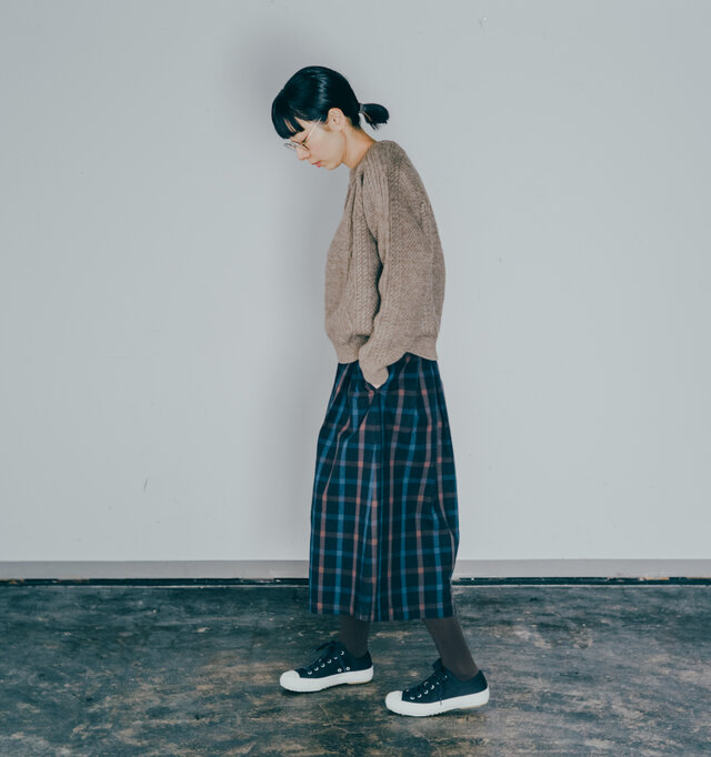 着用サイズ 0(モデル 162cm)/ BROWN 着用
