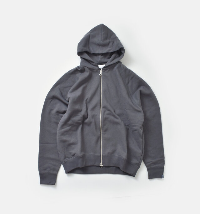 color : gray