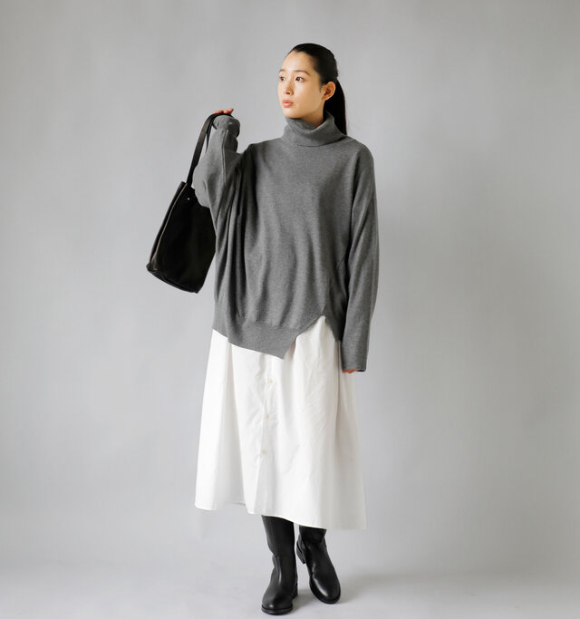 model mizuki：168cm / 50kg 
color : top gray / size : 38