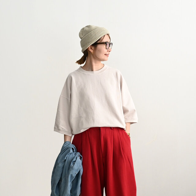 ■グレージュ(身長160cm、着用サイズ1)