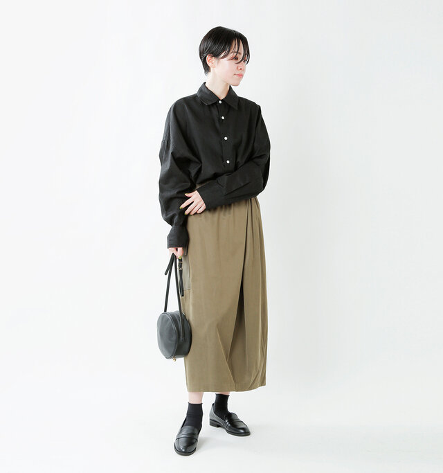 model saku:163cm / 43kg
color : carf black / size : 37(23.0cm)