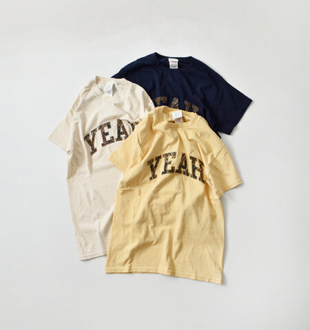 kha:ki|ドライタッチ コットン 天竺 ロゴ 刺繍 Tシャツ “EMBROIDERY TEE YEAH” mil25hcs3439-mt