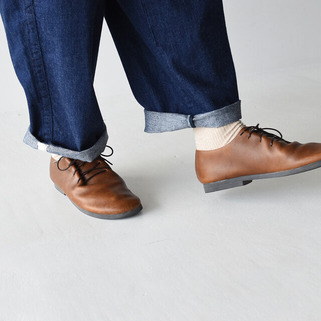 color : brown