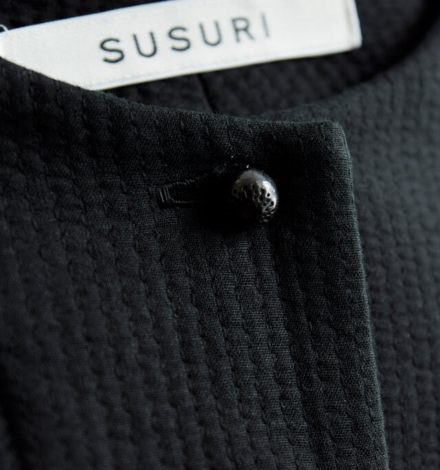 color : black