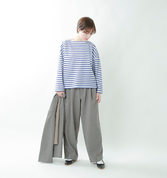 model saku:163cm / 43kg
color : white×royal / size : 1