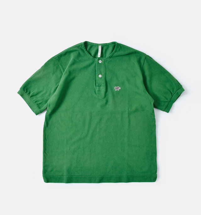 color : kelly green