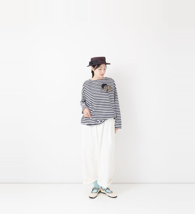 color : NAVY BORDER , model : 162cm