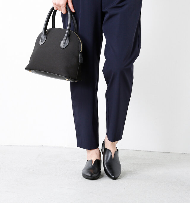 model yama:167cm / 49kg
color : black / size : 38