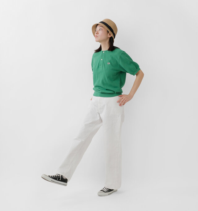 model saku：163cm / 43kg 
color : white / size : 28