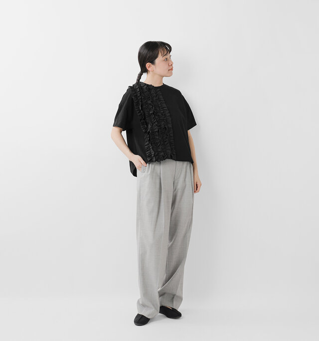 model saku:163cm / 43kg
color : black / size : 1