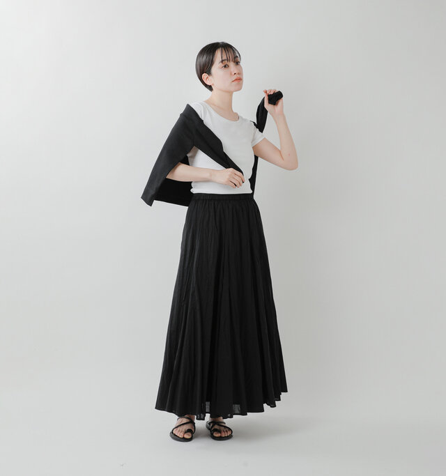 model saku:163cm / 43kg
color : white / size : 2-3(L)