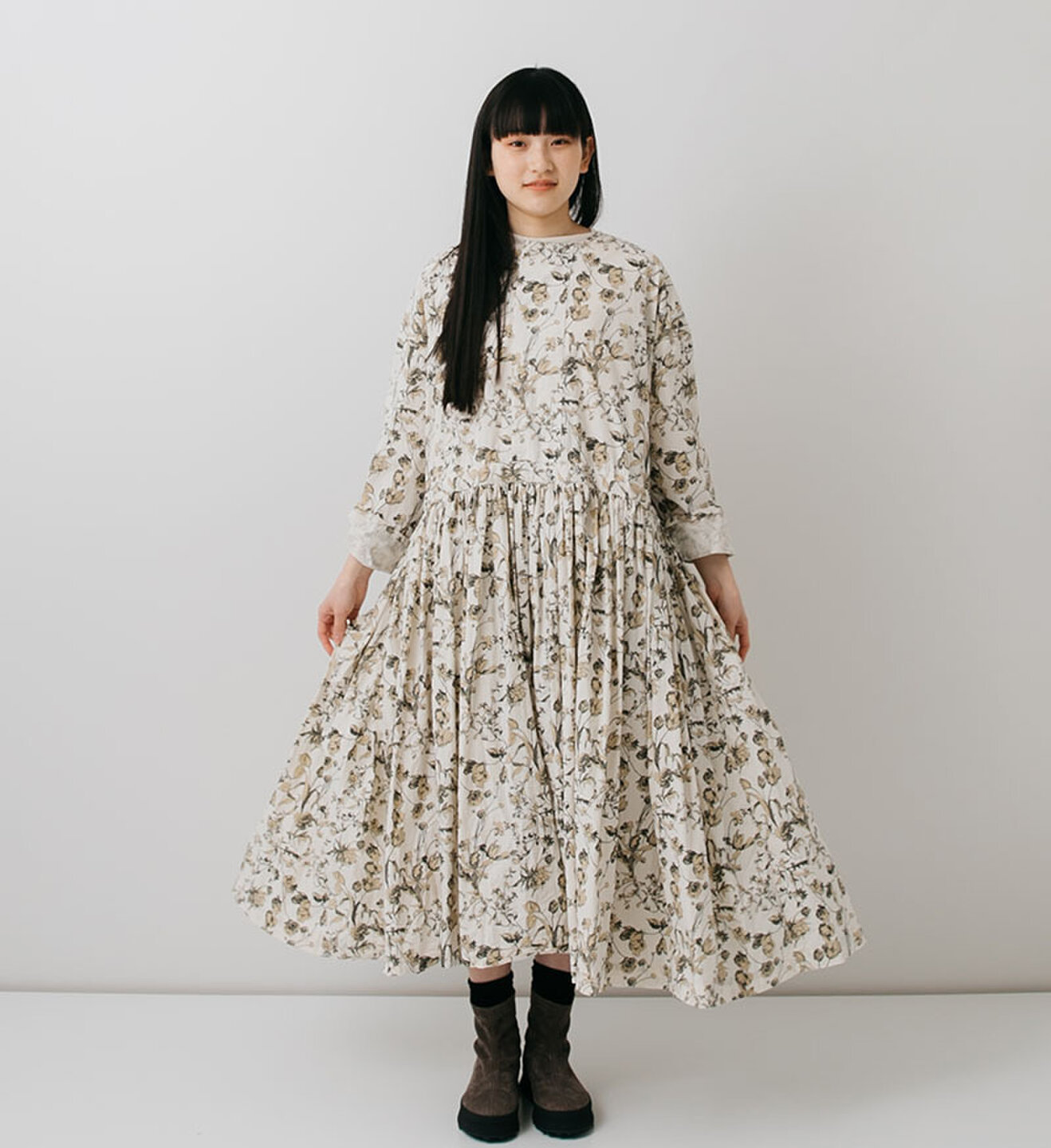 Veritecoeur フラワープリントワンピース Nt 061 Veritecoeur ヴェリテクール キナリノモール Veritecoeur フラワープリントワンピース Nt 061 Veritecoeur ヴェリテクール キナリノモール