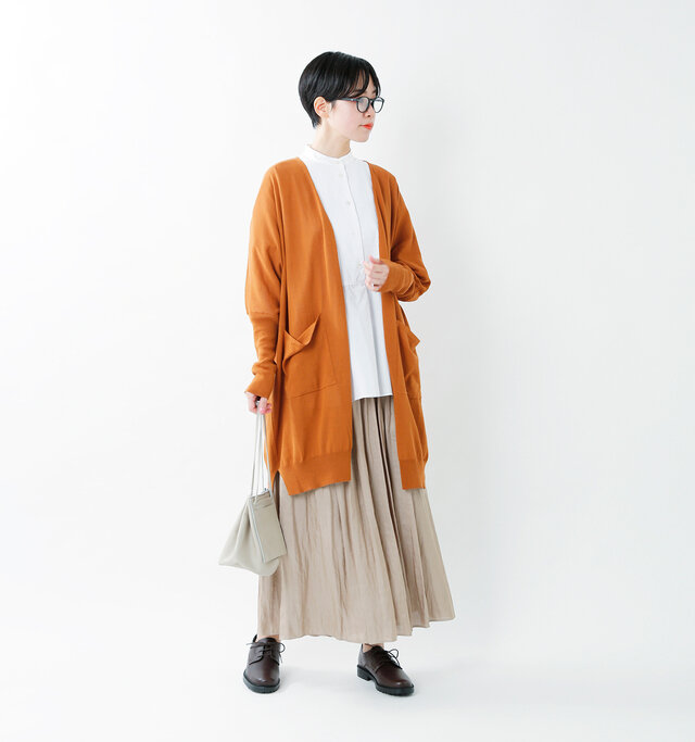 model saku:163cm / 43kg
color : camel / size : F