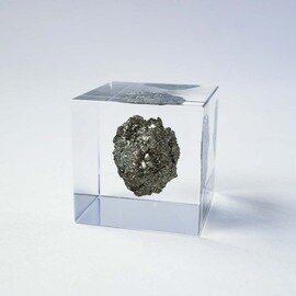 ウサギノネドコ｜Sola cube Mineral 黄鉄鉱（4cm角）/ クリスマス プレゼント ギフト