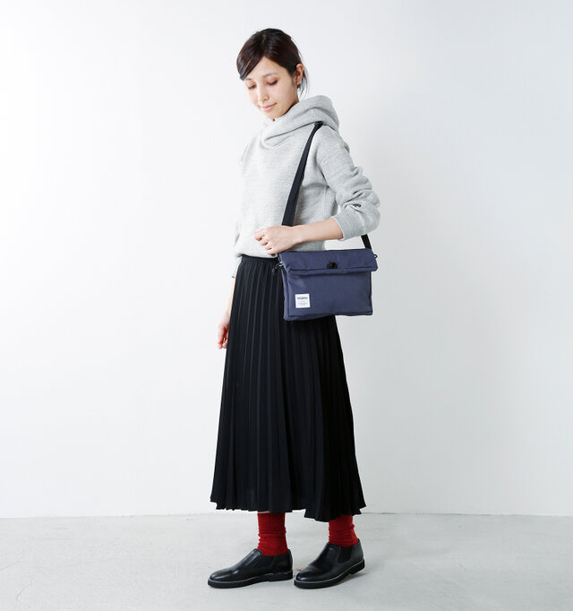 model yama:167cm / 49kg
color : seteel navy / size : one