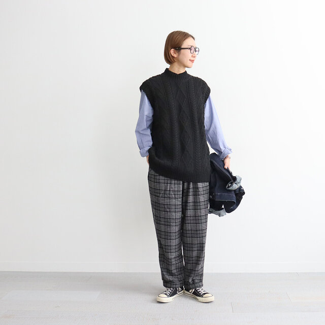 クールな印象のブラック