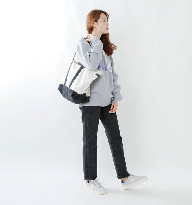 model mizuki:168cm / 50kg
color : gray / size : 24.0cm