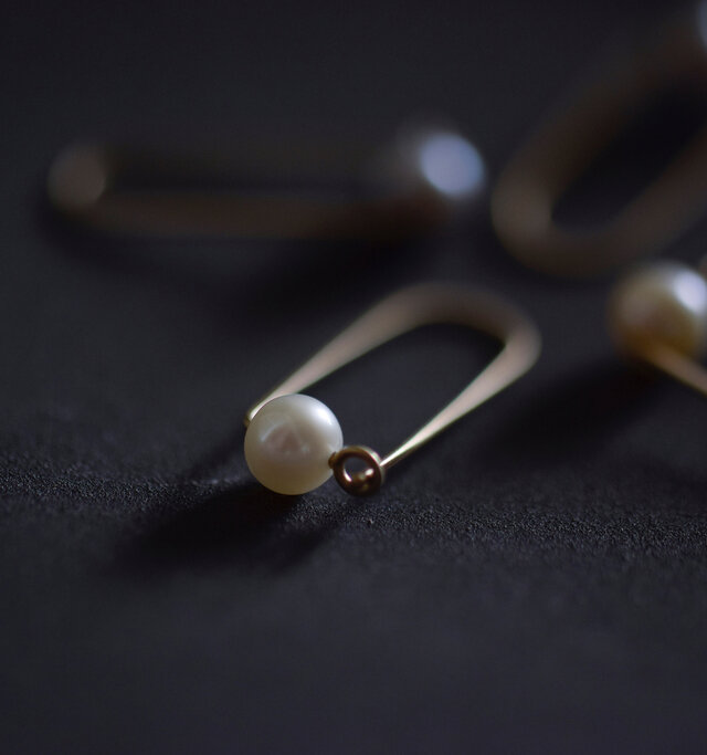 ※先端に直径約1mmの球体が付いています