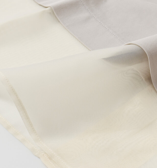 ポリエステル100%