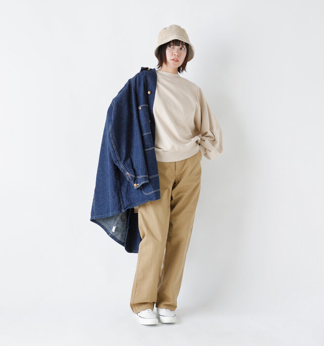 model saku：163cm / 43kg 
color : beige / size : WomensFree