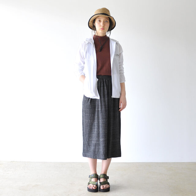モデル:164cm / 46kg size : M