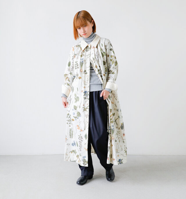 model ai:166cm / 47kg
color : off white / size : M