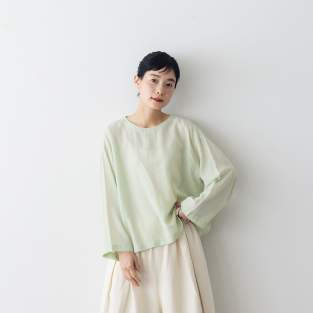 ミントグリーン