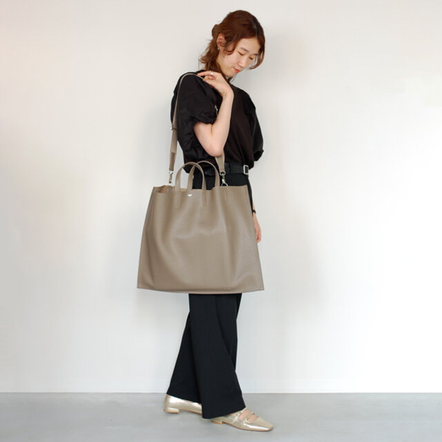 model:165cm color:TAUPE