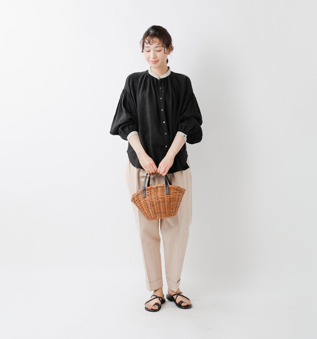 model mizuki：168cm / 50kg 
color : black / size : 0