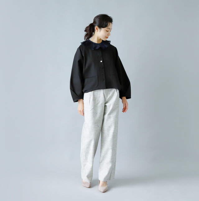 model:162cm / 47kg color : black / size : 1