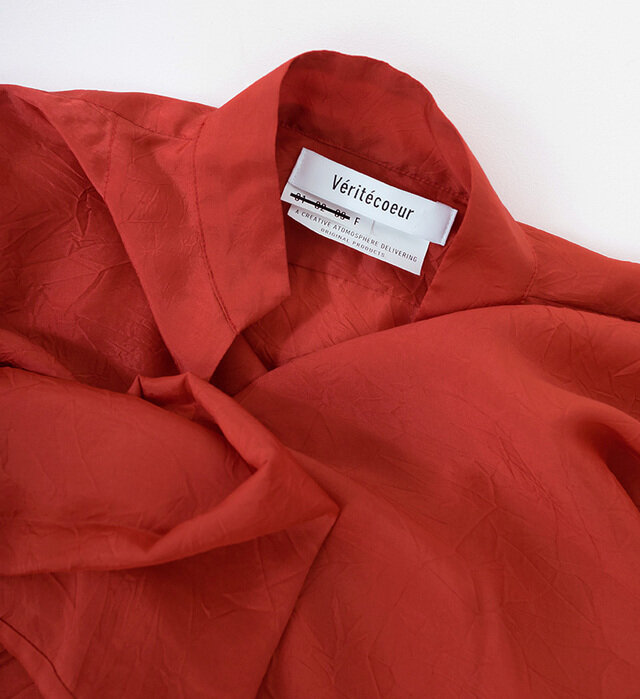 color : RED
