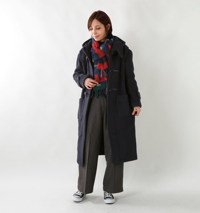 model yama:167cm / 49kg
color : kilgour × navy/ size : one