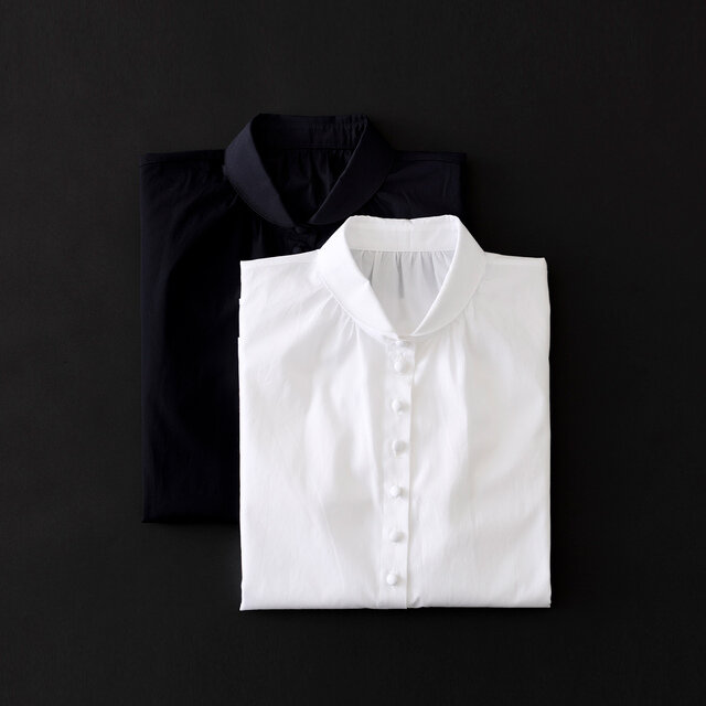 シロとコンは、ブランドを形づくるタイムレスなカラーです。