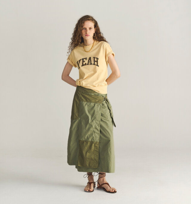 model 173cm
color : pale yellow / size : 1(F)