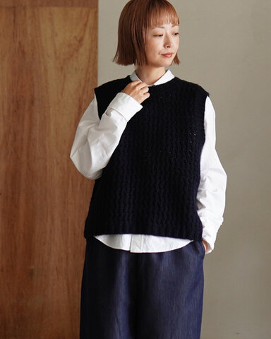 prit|クルーネックベスト 1/3ウールナイロン 3Gワッフル編み 重ね着 P906103 プリット