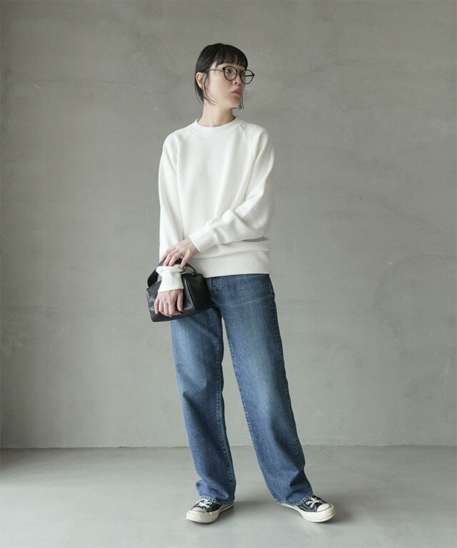 身長:165cm/着用カラー:01 WHITE/着用サイズ:F0