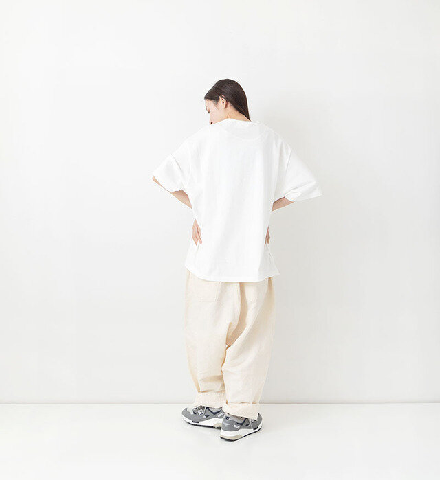 color : WHITE , model : 162cm , size: 1