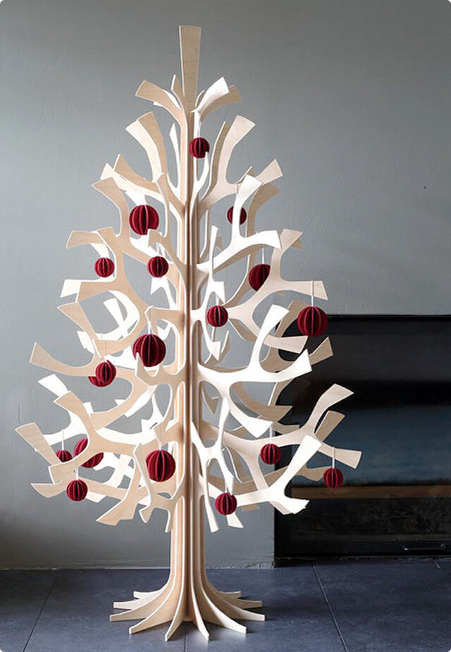 120cmツリーは在庫限りです。お家のクリスマスツリーの他、パーティやイベントにもよく選ばれています。