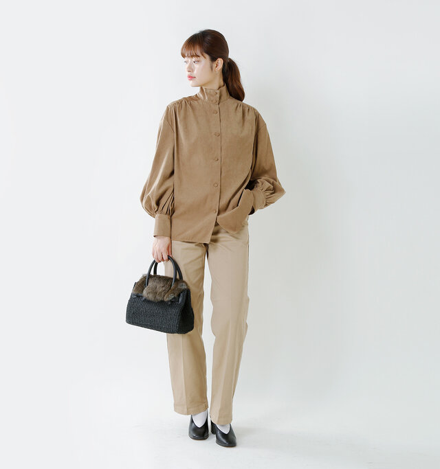 model kanae:167cm / 48kg
color : black×tenkuro / size : F