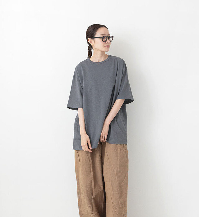 color : NEZUMIIRO , model : 162cm , size: 1