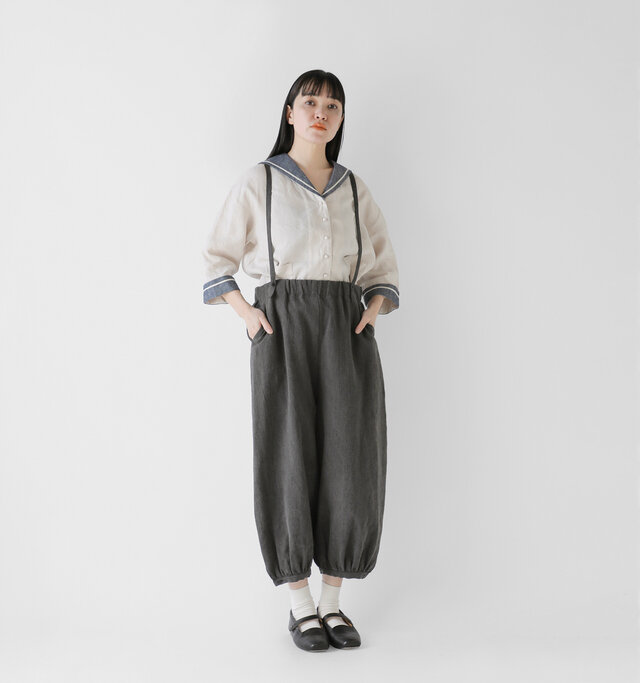 model saku:163cm / 43kg
color : charcoal / size : F