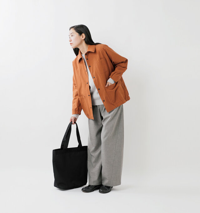 model saku:163cm / 43kg
color : orange / size : S