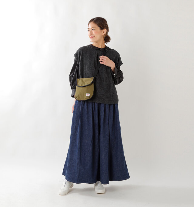 model tomo:158cm / 45kg
color : moss green / size : one