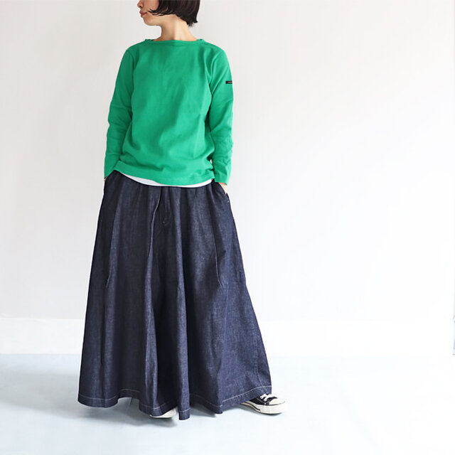 スカートでも合わせやすいバランスが良い感じ◎